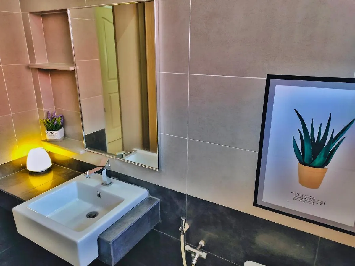 X Semi-Detached, Up To 24 Pax, 3200Sqft, 4 Bedrooms, 3 Bathrooms, 4 Car Parks Bayan Lepas 0*,